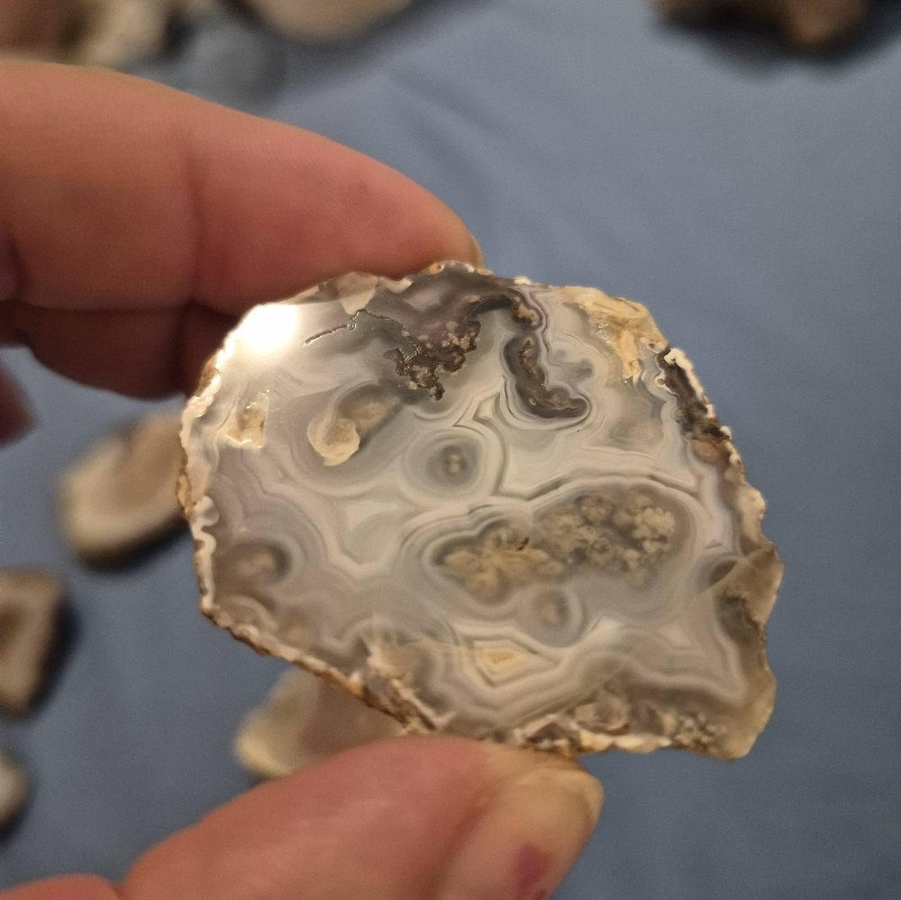 Hand Cut Agate Geode - Picture 4 of 5